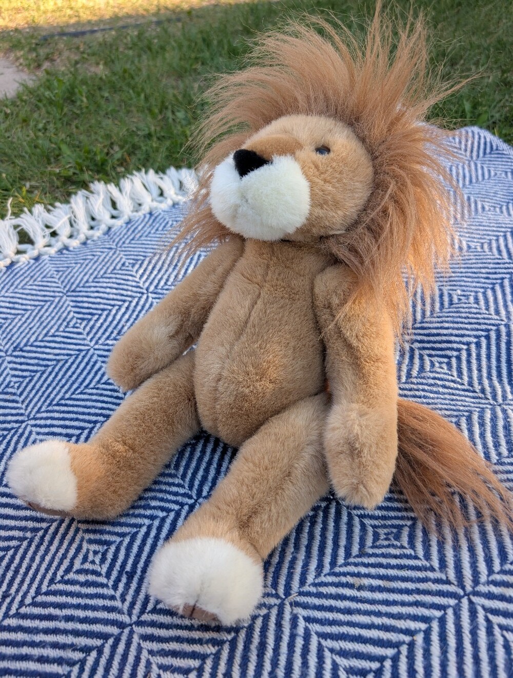 RUSS Berrie & Co. Vintage Heartcraft Collection SAFRAI Lion Plush - Picture 2 of 9